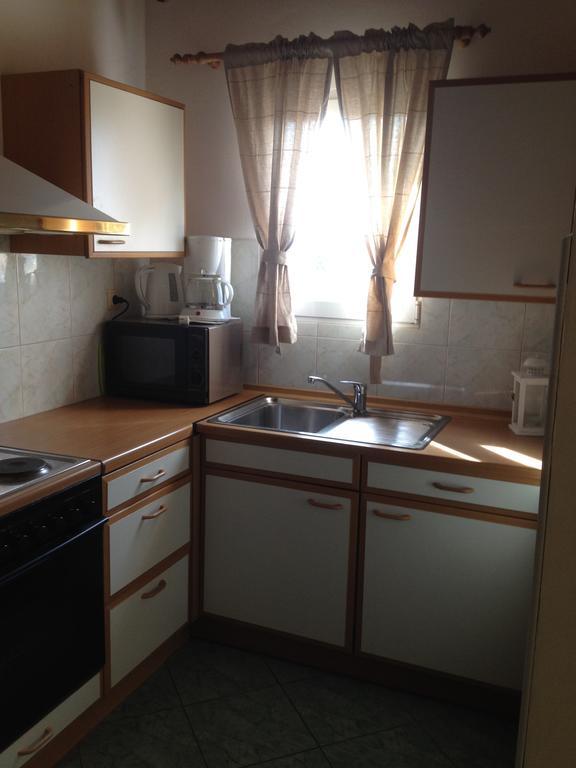 Apartments Tomic Биоград-на-Мору Экстерьер фото